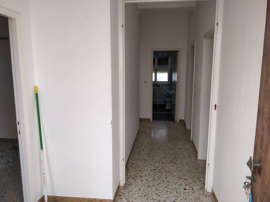 Villa a Fano in Strada Nazionale Flaminia - Foto 5