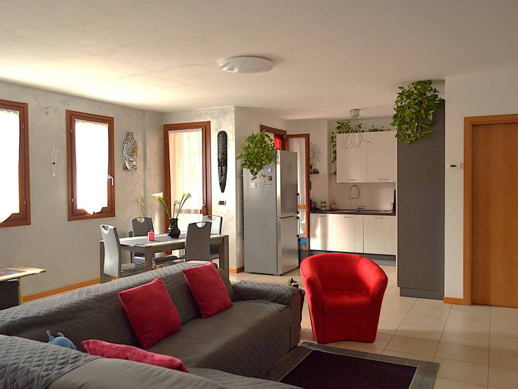 Appartamento a Villafranca di verona in Via Tione, 31 - Foto 4
