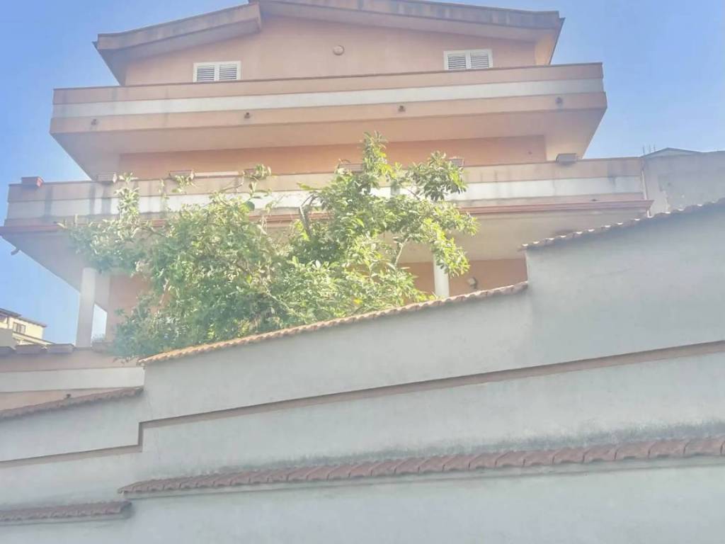 Villa a Gioia tauro in Traversa Via Valleamena - Foto 2