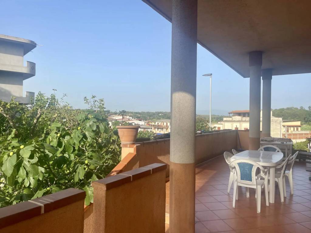 Villa a Gioia tauro in Traversa Via Valleamena - Foto 3