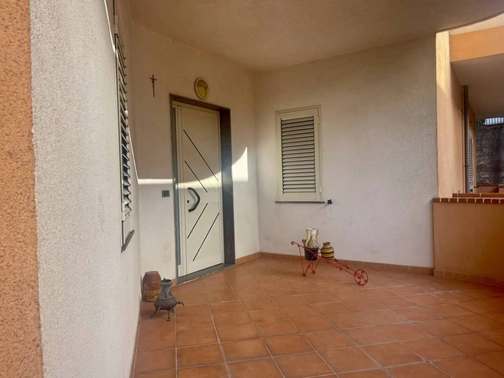 Villa a Gioia tauro in Traversa Via Valleamena - Foto 5