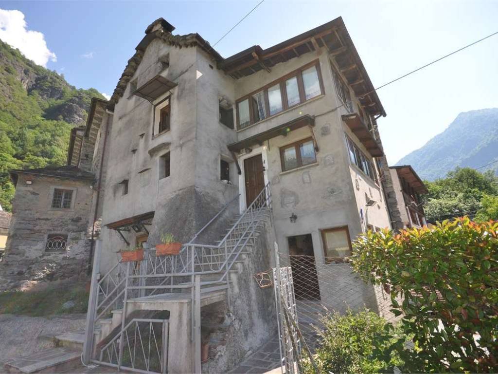 Casa indipendente a Bannio anzino in Via San Pietro, 12 - Foto 2