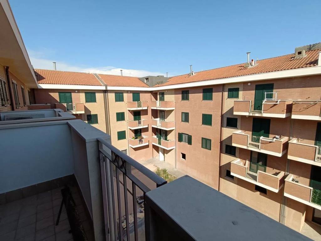 Appartamento a Castel volturno in Viale Delle Acacie - Foto 5