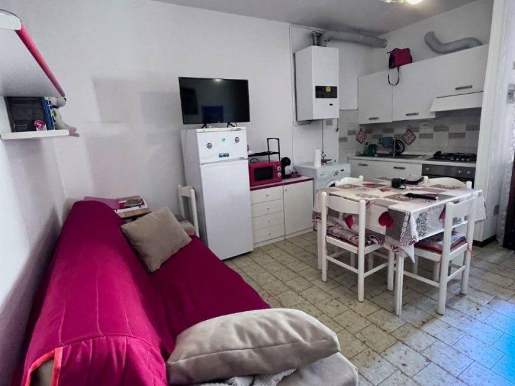 Appartamento a Comacchio in Viale Giacomo Leopardi - Foto 4