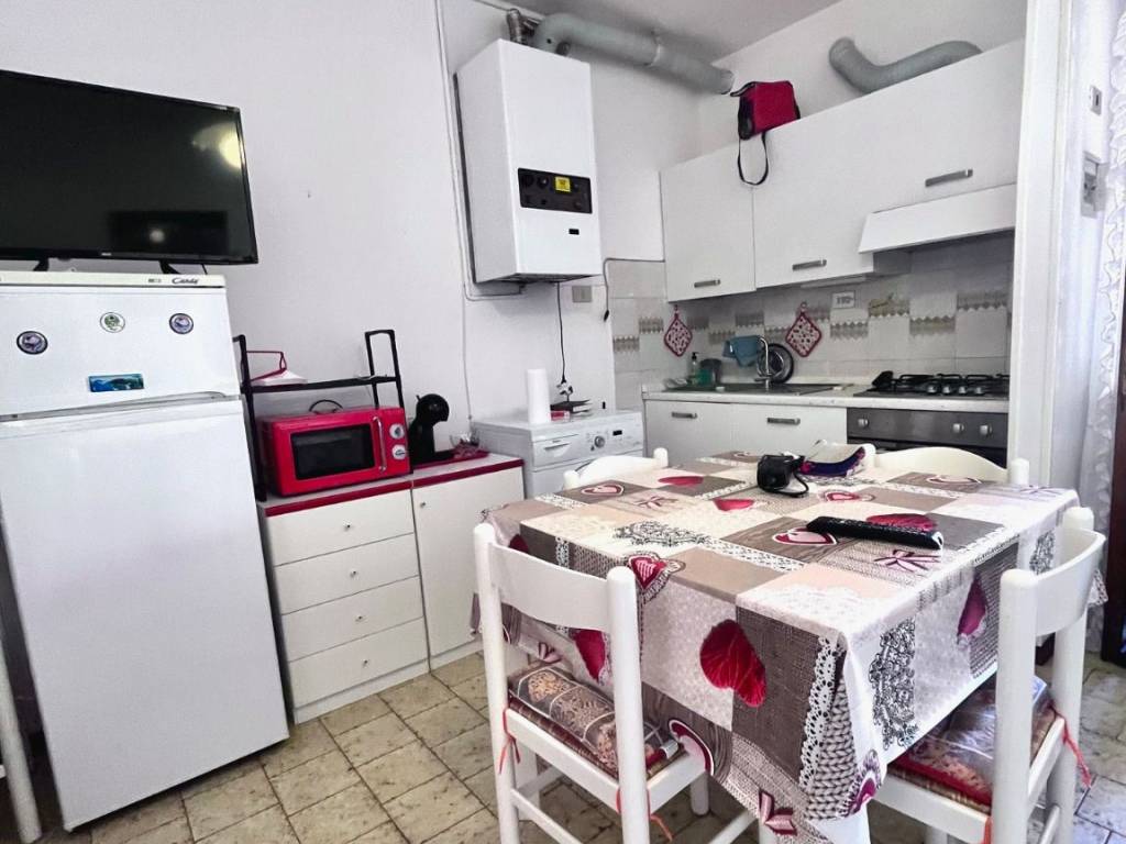 Appartamento a Comacchio in Viale Giacomo Leopardi - Foto 5