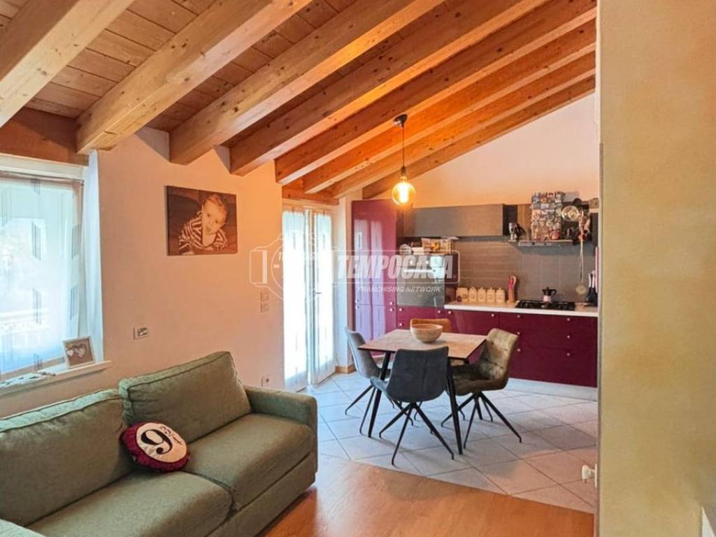 Appartamento a Belluno in Via Vittorio Veneto - Foto 4