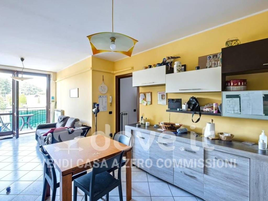 Appartamento a Tradate in Via Vittorio Alfieri, 2 - Foto 4