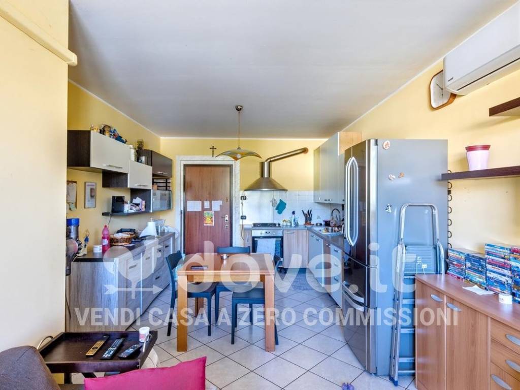 Appartamento a Tradate in Via Vittorio Alfieri, 2 - Foto 5