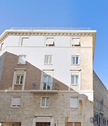 Appartamento a Ancona in Piazza Benvenuto Stracca - Foto 2