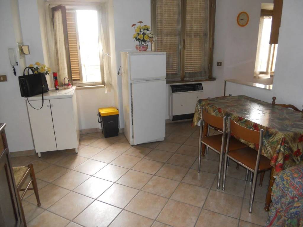 Appartamento a Scurcola marsicana in Corso Talamo, 11 - Foto 2