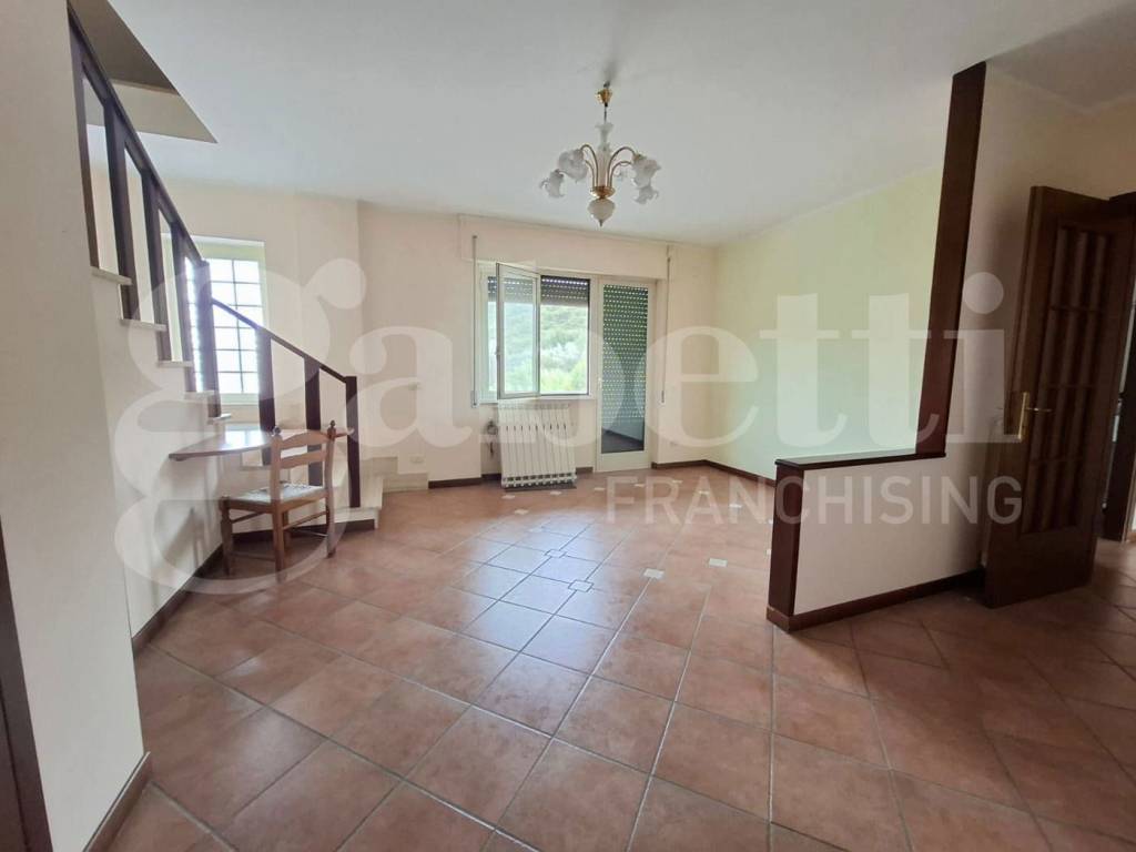 Appartamento a Broccostella in VIA PONTE EMILIO, 5 - Foto 4