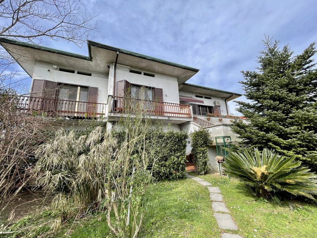 Villa a Porcari - Foto 3