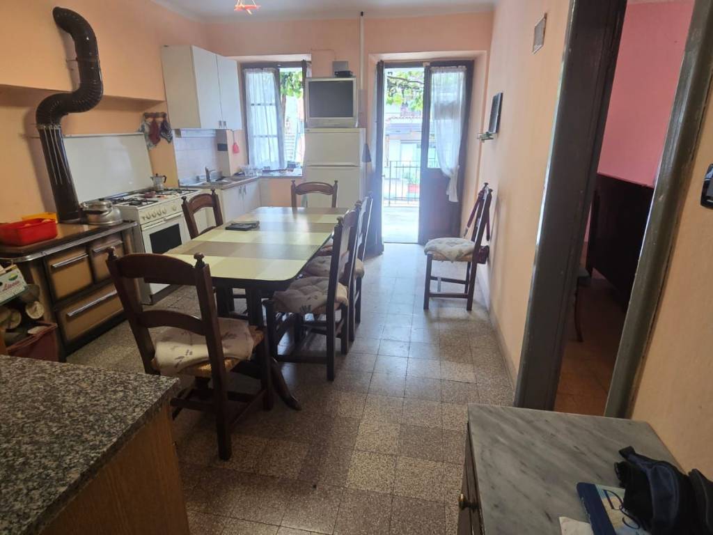 Casa indipendente a Varzo in Viale Castelli, 42 - Foto 3
