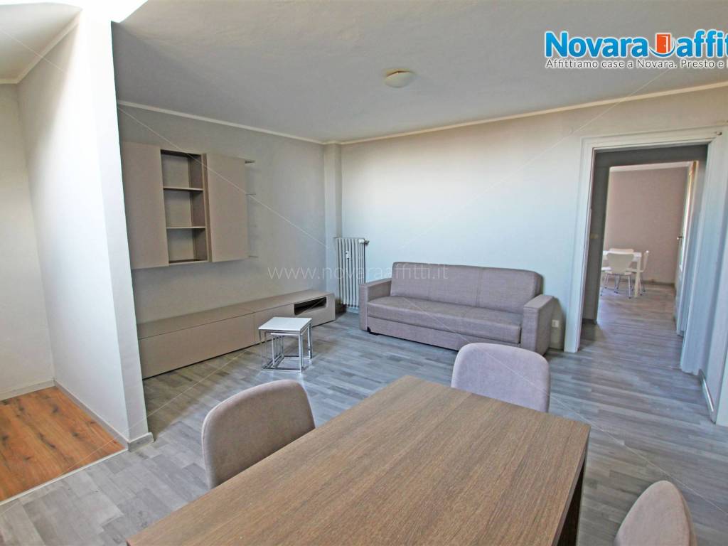 Appartamento a Novara in Piazza Giuseppe Garibaldi - Foto 2