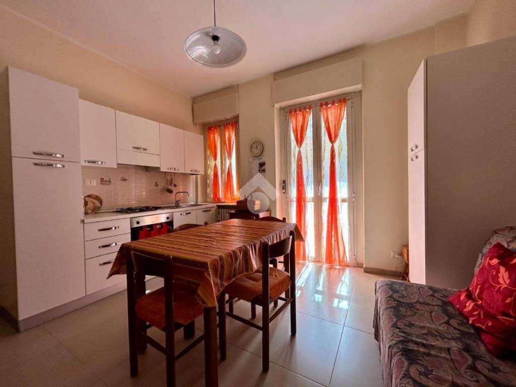 Appartamento a Asti in Via Cesare Ricciardi, 1 - Foto 4