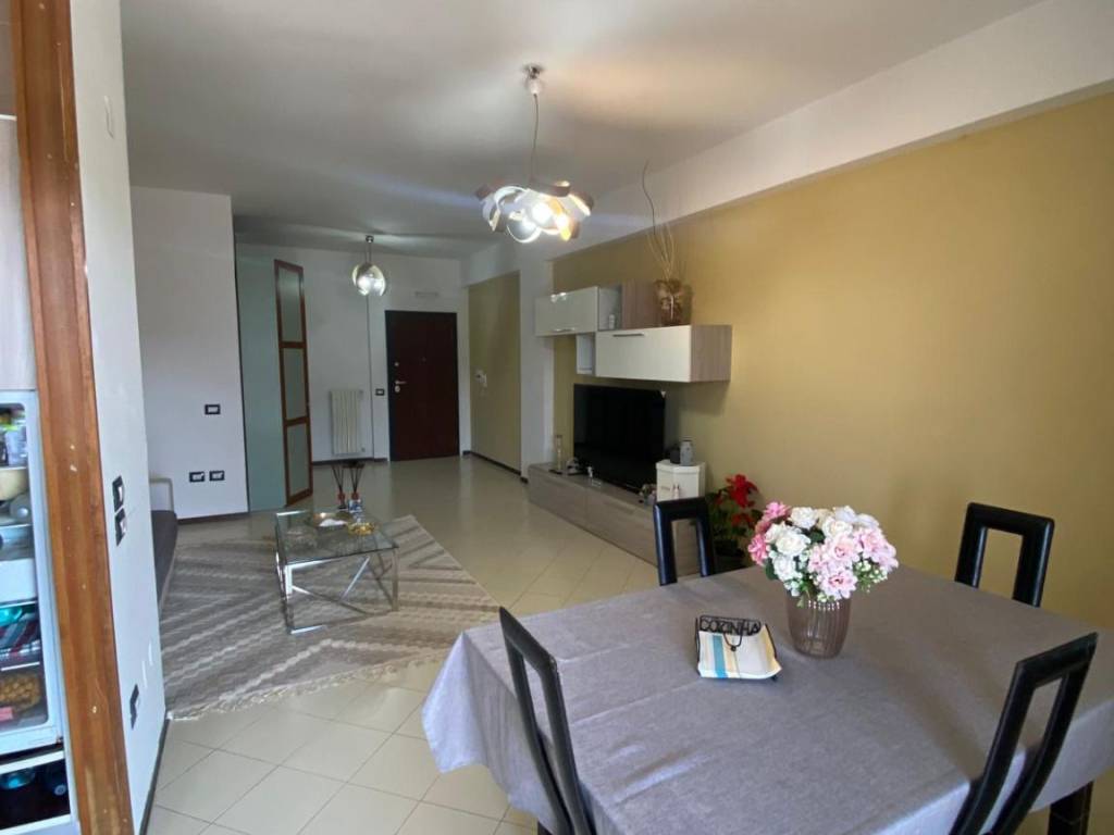 Appartamento a Castel volturno in Viale del Mare - Foto 3