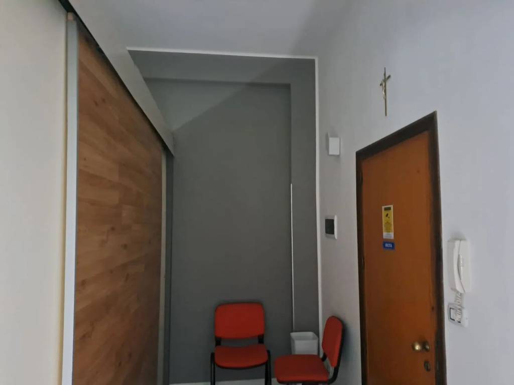 Immobile a Lentini in Urb. Palazzo Vicino Chiesa Cristo Revia Termini Zona Central - Foto 2