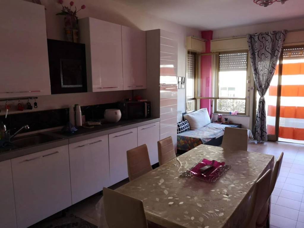 Appartamento a Carlentini in A. De Gasperi, 14 - Foto 2