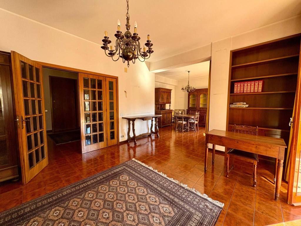 Immobile a Barcellona pozzo di gotto in Via John Fitzgerald Kennedy, 77 - Foto 2