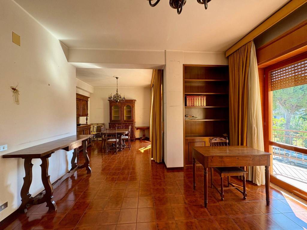 Immobile a Barcellona pozzo di gotto in Via John Fitzgerald Kennedy, 77 - Foto 5