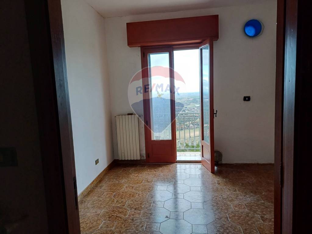 Appartamento a Chiaramonte gulfi in C/so Kennedy, 30 - Foto 3