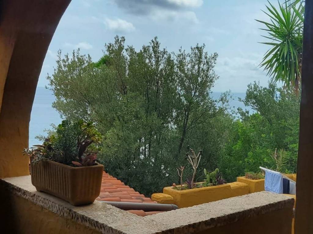 Villa a Finale ligure in Via Guglielmina d'Olanda - Foto 5