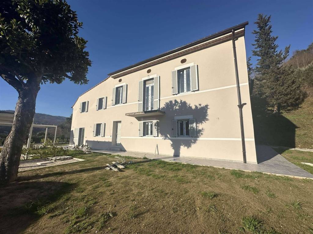 Casa indipendente a Pistoia in Via Pieve a Celle - Foto 5