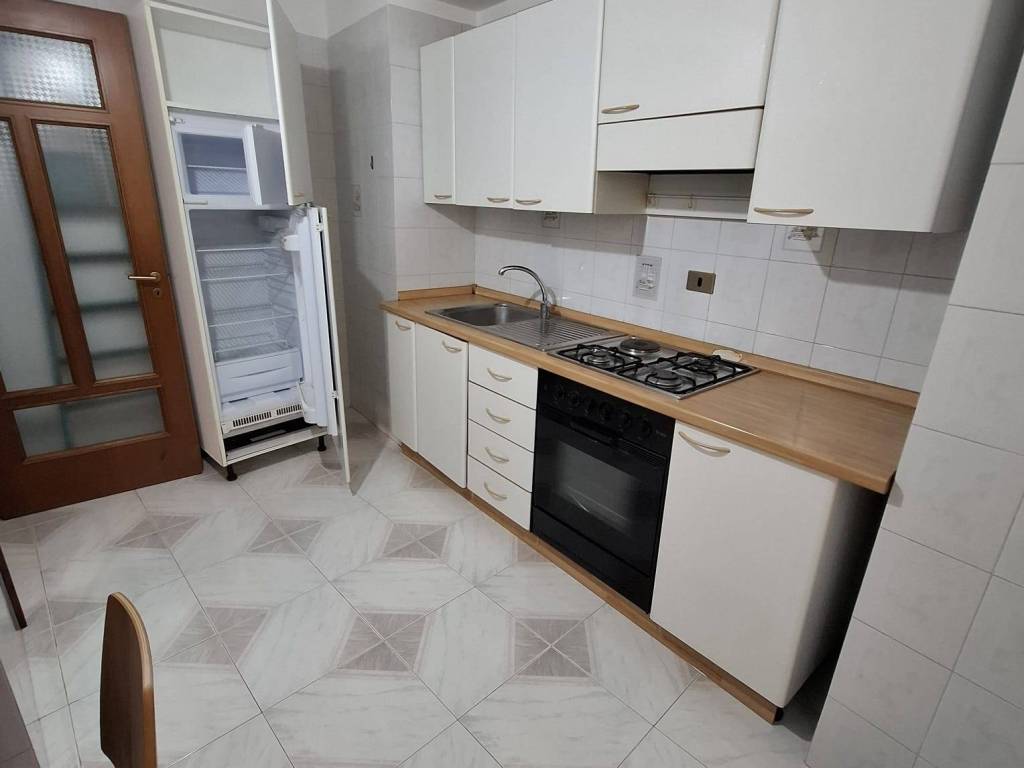 Appartamento a Avellino in Corso Vittorio Emanuele, 264 - Foto 4