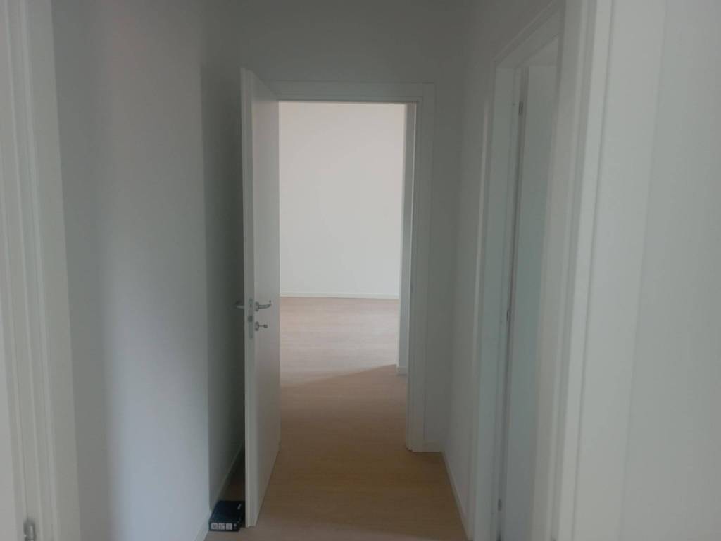 Appartamento a Como in Via Giuseppe Gorio, 17 - Foto 4
