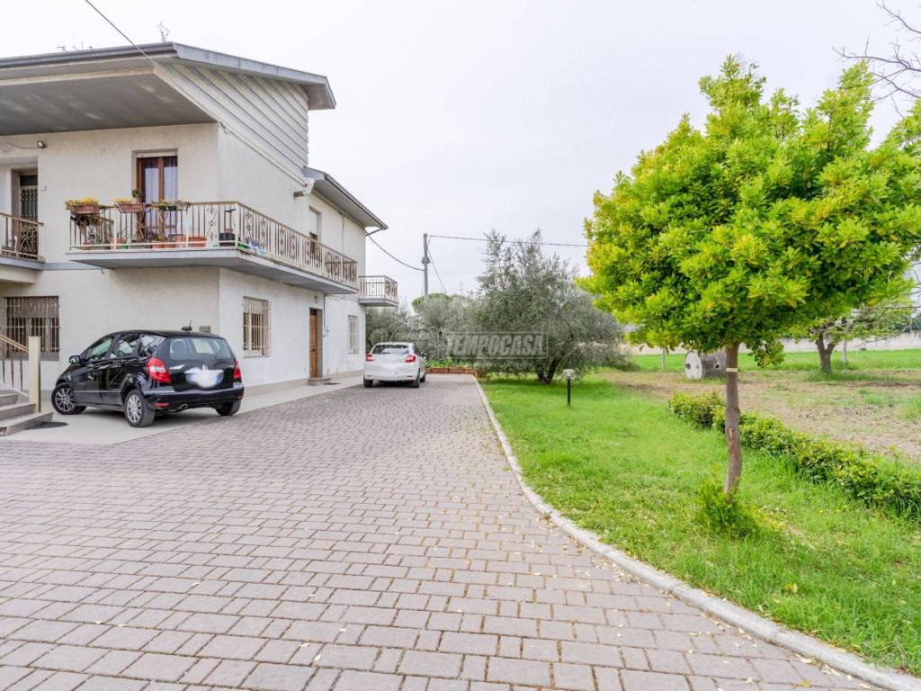 Casa indipendente a Civitanova marche in Strada Statale Maceratese - Foto 3
