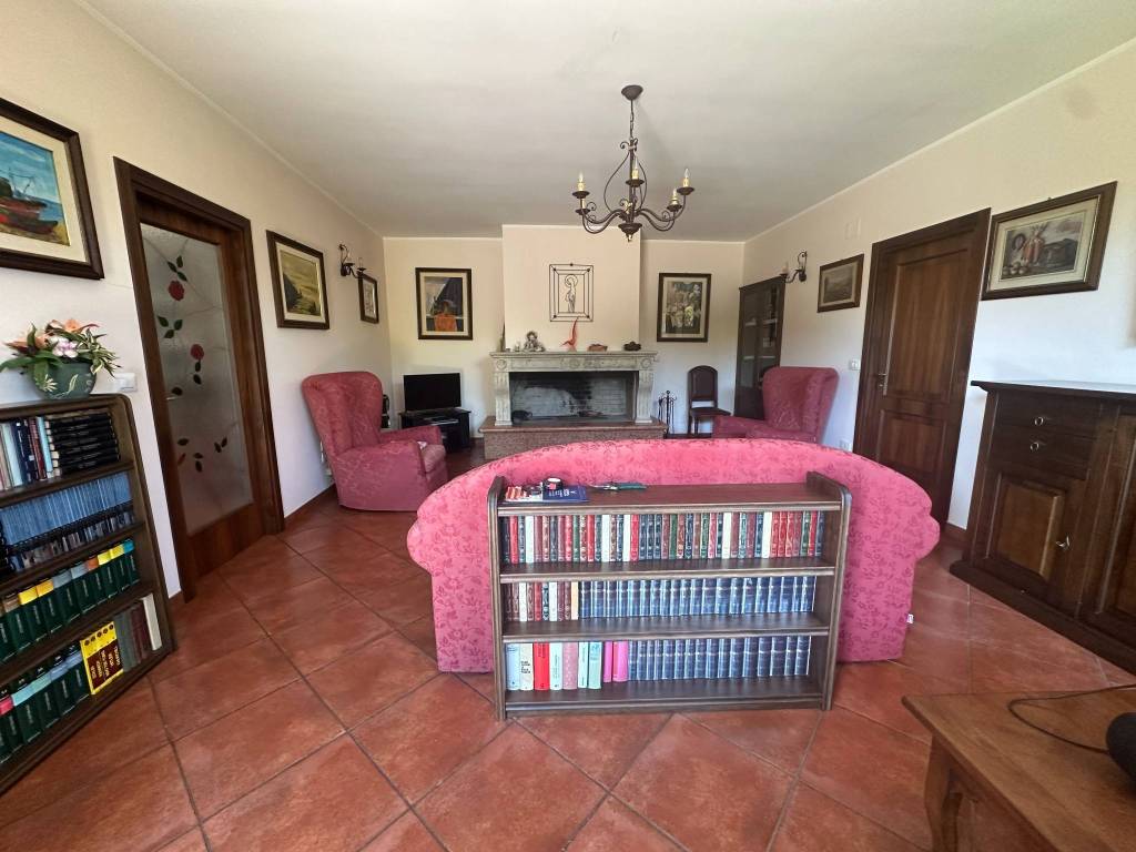 Villa a Grottammare in Strada Provinciale Cuprense, 96 - Foto 4