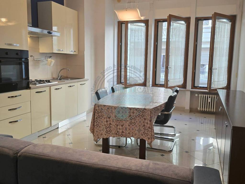 Appartamento a Asti in Galleria Francesco Argenta - Foto 4