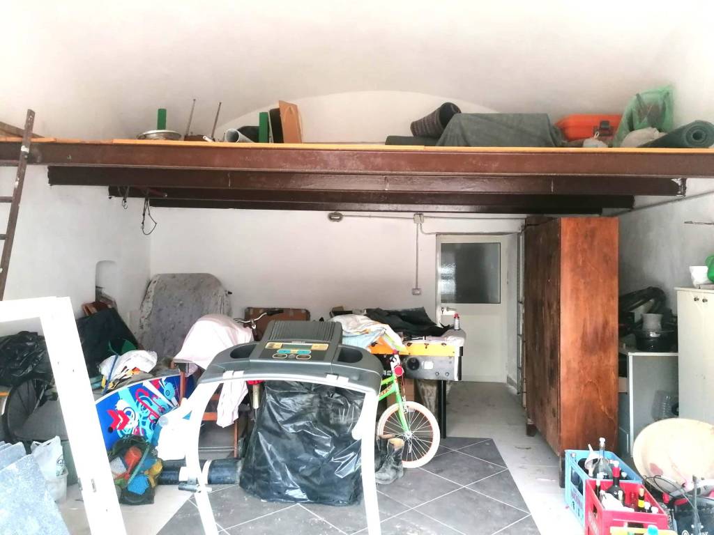 Box / garage a Maddaloni in Via Starzalunga, 2 - Foto 2
