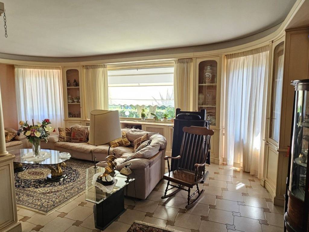 Villa a Genzano di roma in Viale Unione Sovietica - Foto 3