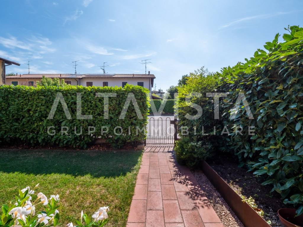 Villa a Rezzato in Via Dante Alighieri - Foto 5