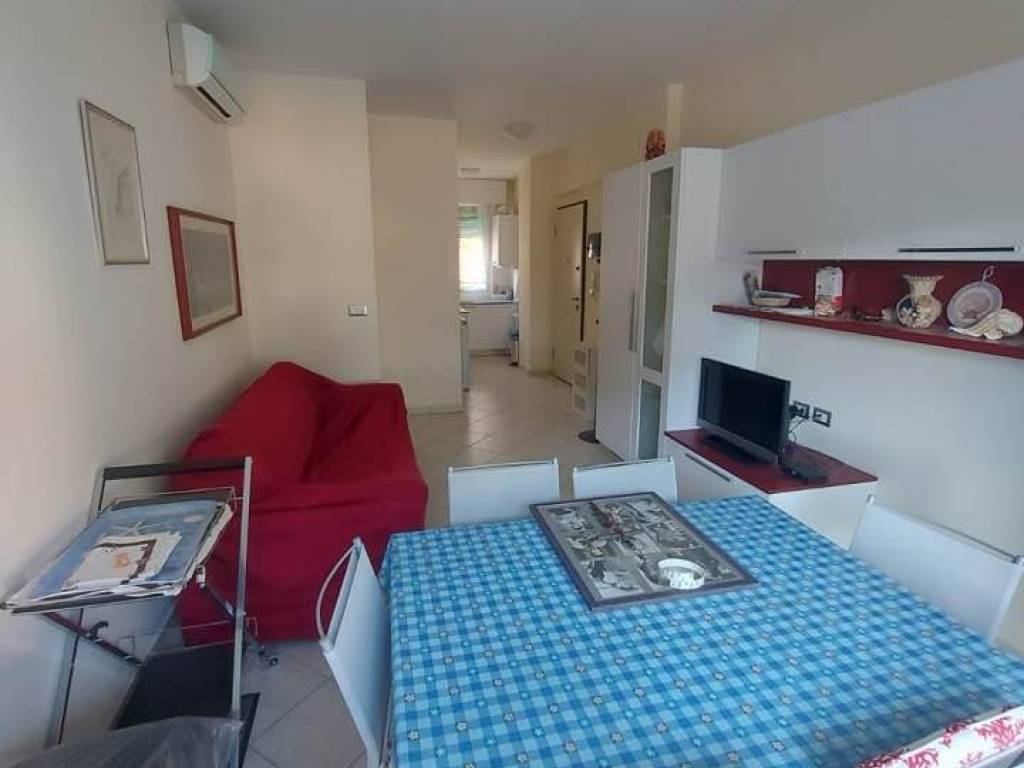 Appartamento a Comacchio in Viale Giosuè Carducci, 91 - Foto 3