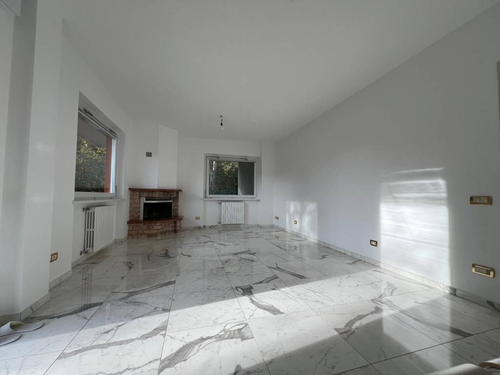 Appartamento a Albino in Viale Milano - Foto 4