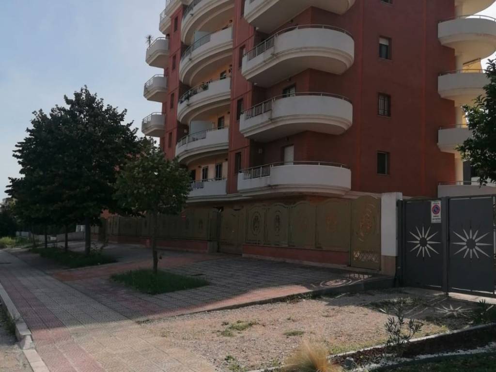 Appartamento a Foggia in Via Monsignor Giuseppe Lenotti - Foto 2