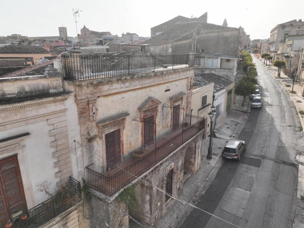 Casa indipendente a Ispica in Corso Vittorio Emanuele - Foto 3