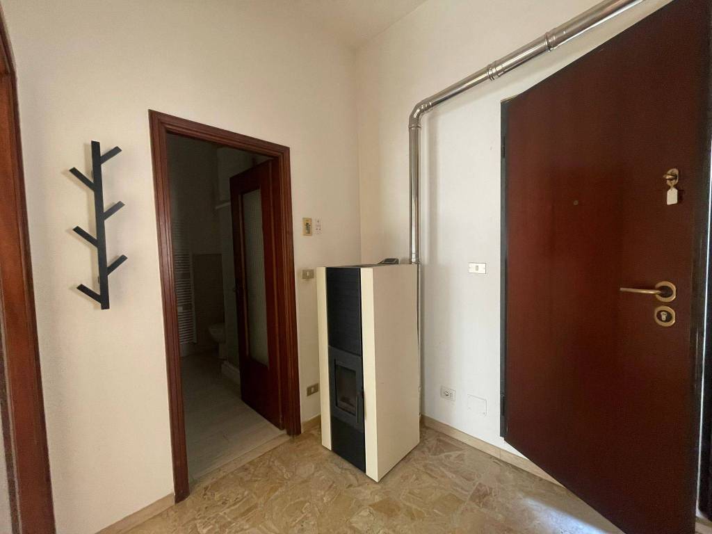 Appartamento a Asti in Via Giovan Battista Pergolesi - Foto 2