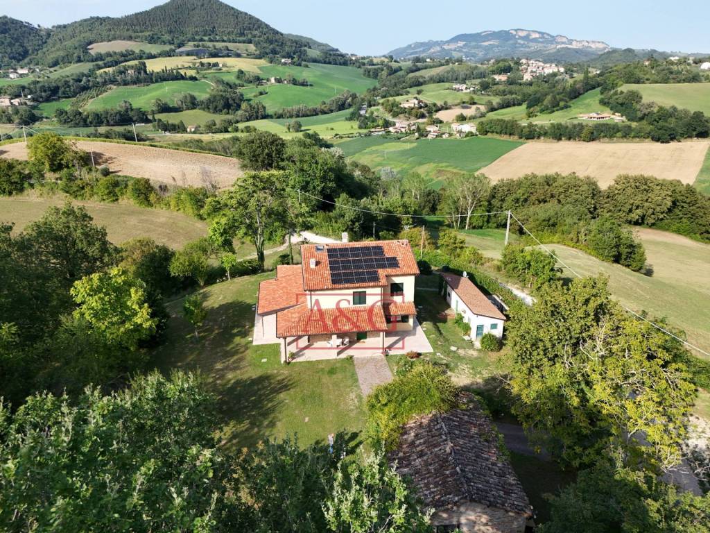 Villa a Montefortino in Località cese - Foto 3