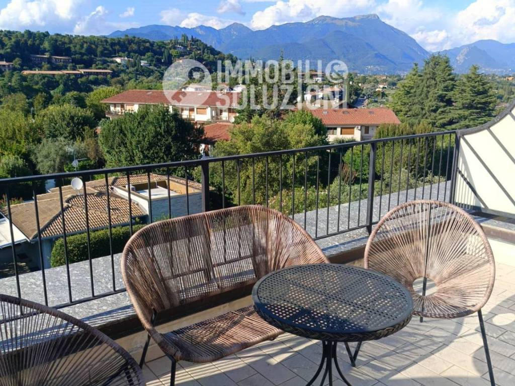 Appartamento a Manerba del garda in VIA MOLARIA, 7 - Foto 2