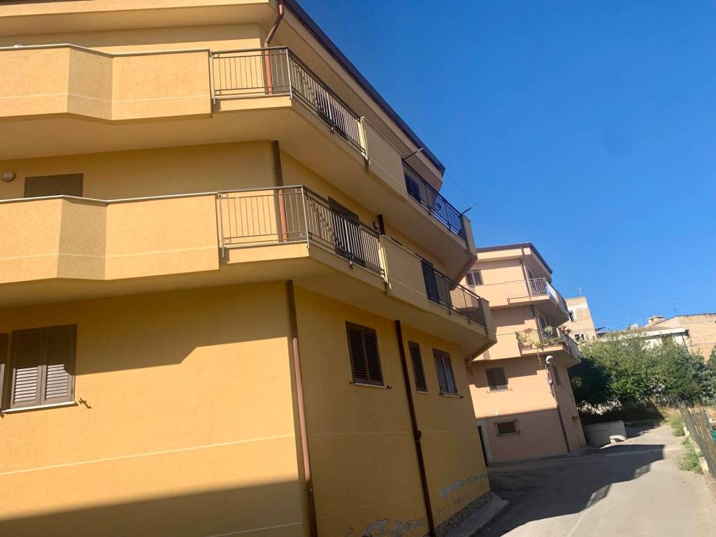 Appartamento a Casteldaccia in Via Pietro Nenni - Foto 2