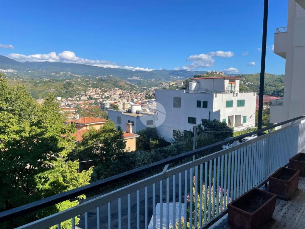 Appartamento a Cosenza in Via Enrico Granata, 13 - Foto 2