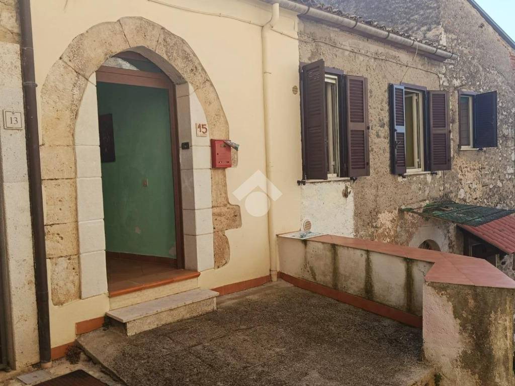 Appartamento a Alatri in Via stanislao stampa, 15 - Foto 2