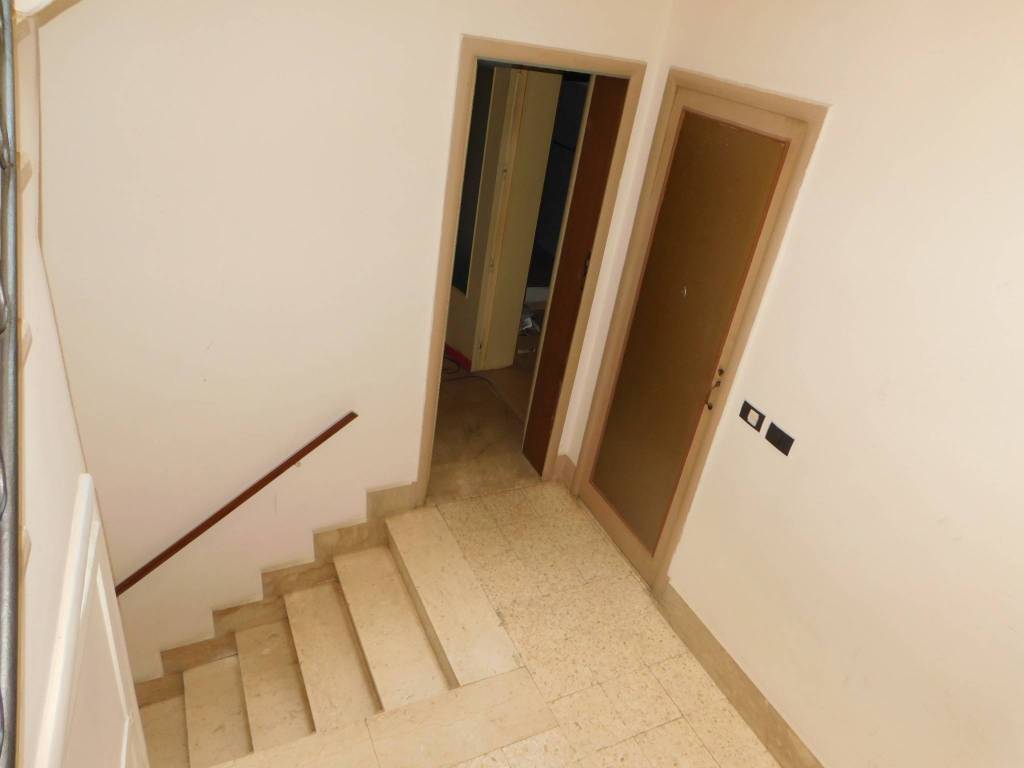 Appartamento a Ragusa in Via Gianbattista Odierna - Foto 3