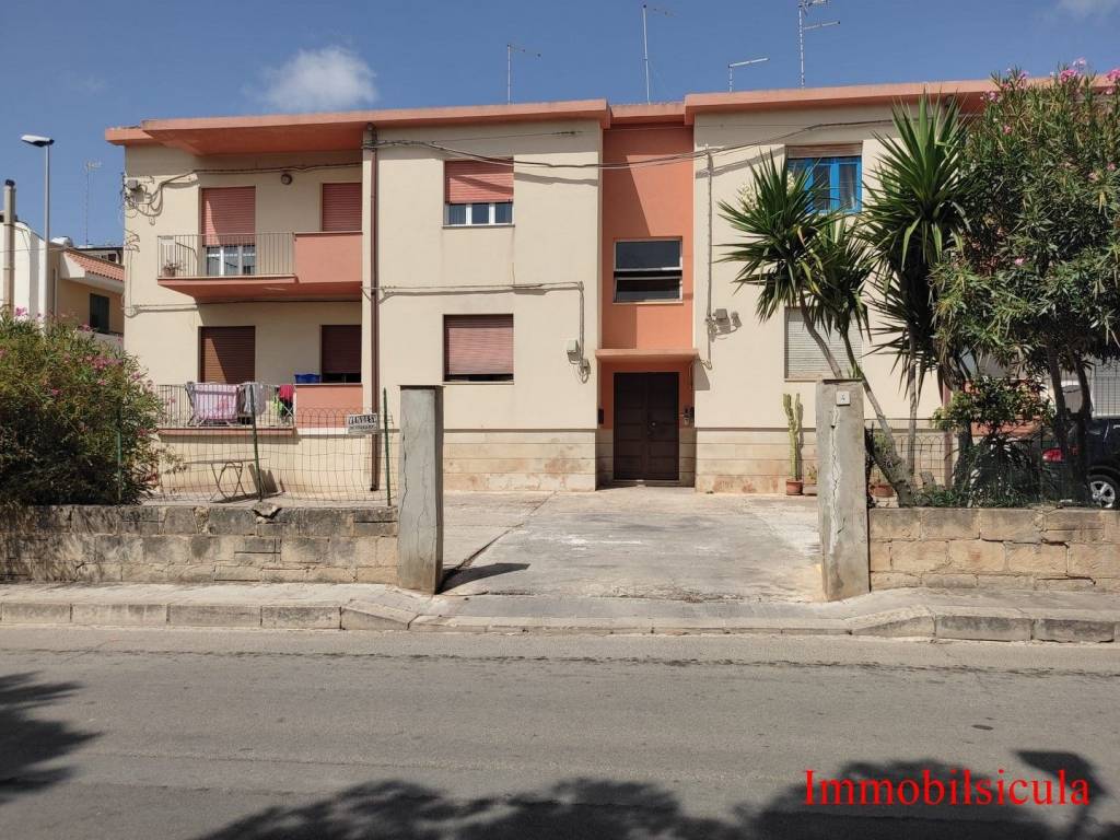 Appartamento a Ispica in Via dello Stadio, 4 - Foto 2