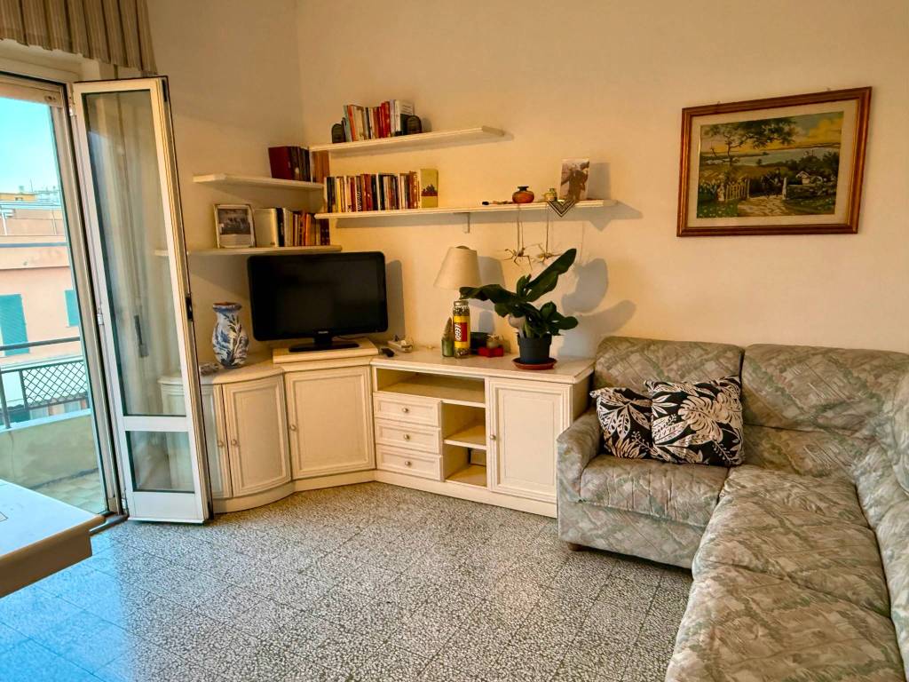 Appartamento a Loano in Via Gioacchino Rossini, 33 - Foto 3