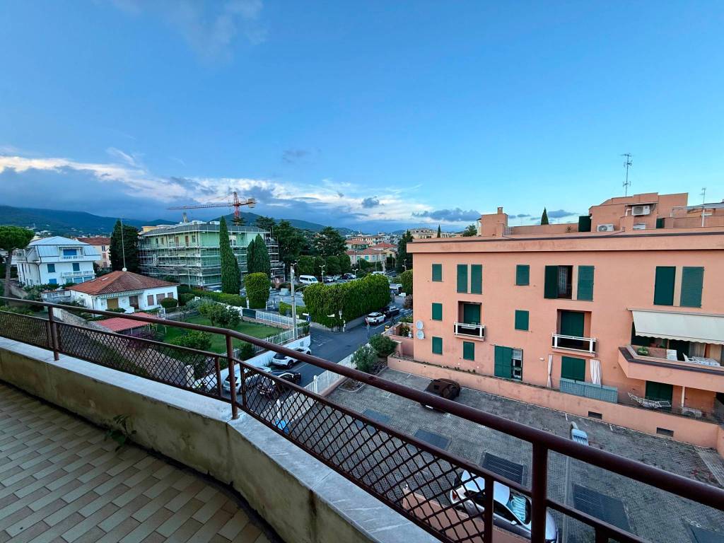Appartamento a Loano in Via Gioacchino Rossini, 33 - Foto 4