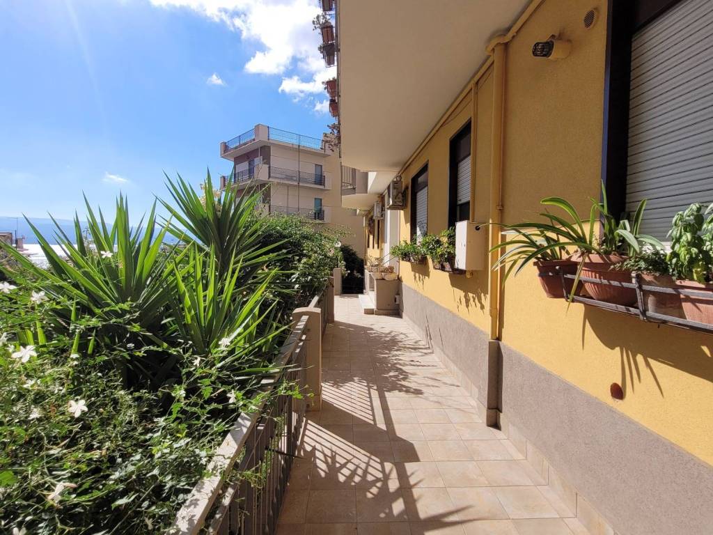 Appartamento a Messina in Salita Catena, 29 - Foto 2